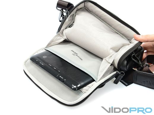 Сумка Tucano One Premium shoulder bag 10' (Коричневая) (BOPXS-M)
