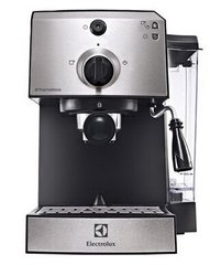 Кофеварка эспрессо Electrolux EEA111