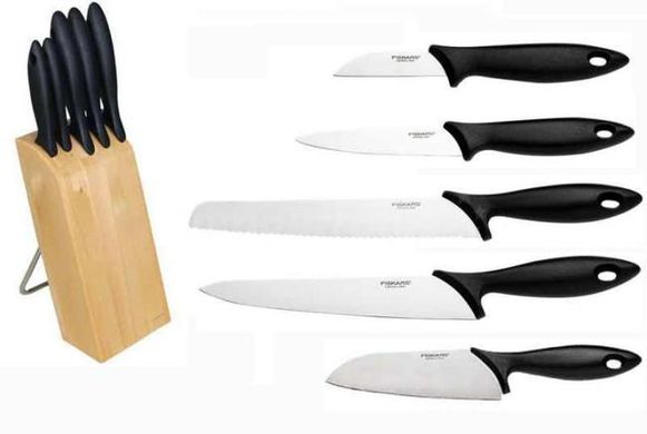 Набір ножів в дерев'яному блоці Fiskars Essential, 5 шт (1023782)