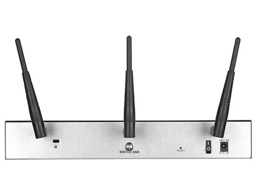 Мультисервисный шлюз D-Link DSR-1000AC AC1750, 4xGE LAN, 2xGE WAN, 2xUSB2.0, 1xRJ45 Cons (DSR-1000AC)