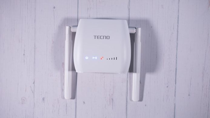 Маршрутизатор TECNO TR210 4G LTE, Wi-Fi4, 1x3FF SIM, 1xFE LAN, 1xUSB 2.0, 2000mAh bat. (4895180764646)