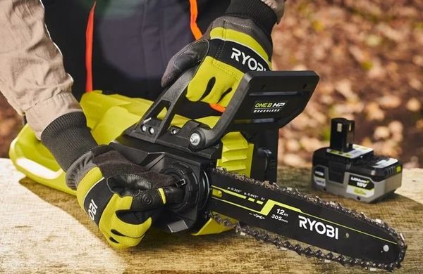 Пила цепная аккумуляторная Ryobi ONE+ HP RY18CSX30A-150 18В акб 1х5А/год ЗП 30см 3.2кг (5133005466)